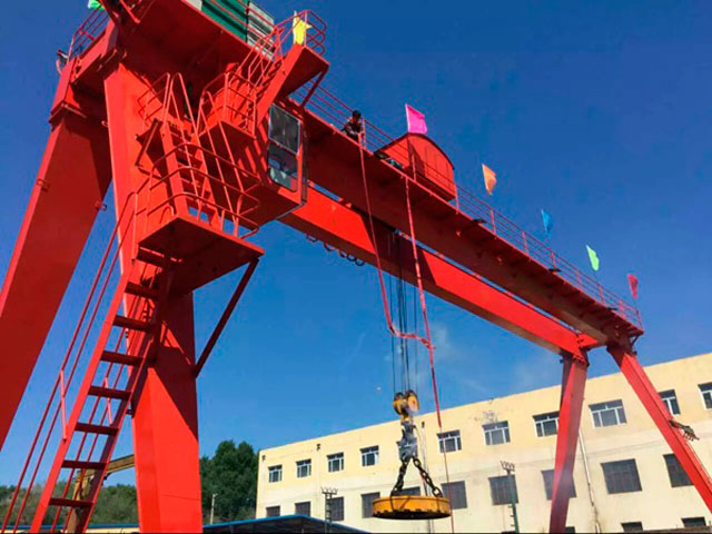 MG雙主梁吊鉤門(mén)式起重機(jī)